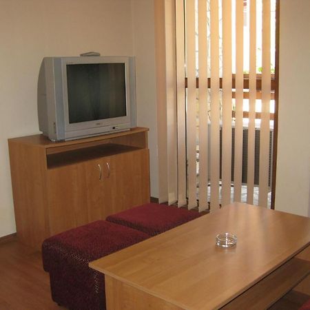 Family Hotel Veronika Ντέβιν Εξωτερικό φωτογραφία