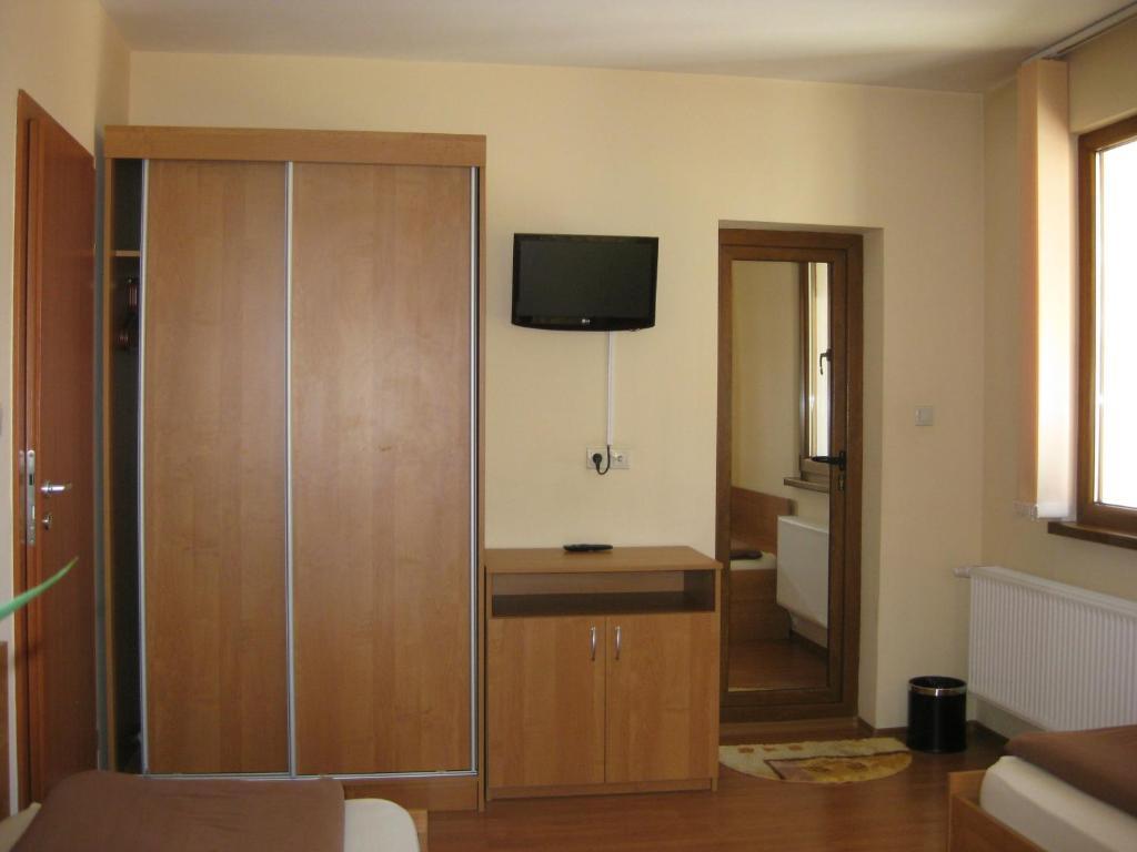 Family Hotel Veronika Ντέβιν Εξωτερικό φωτογραφία